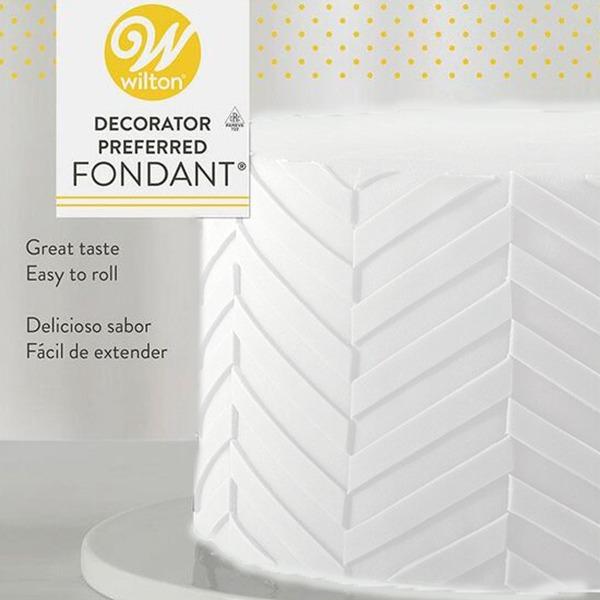 Wilton White Fondant, 4.4 oz.