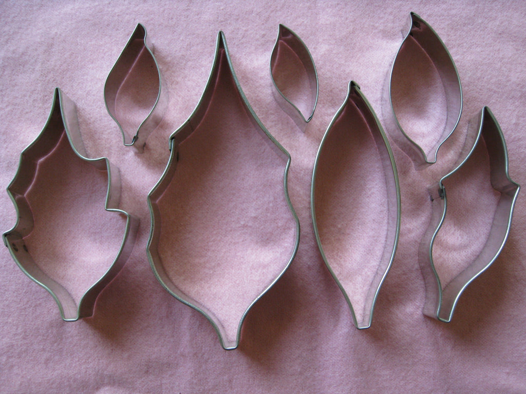Poinsettia Cutter Set