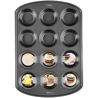 Wilton Perfect Results 24 Cavity Muffin Pan (Cupcakes